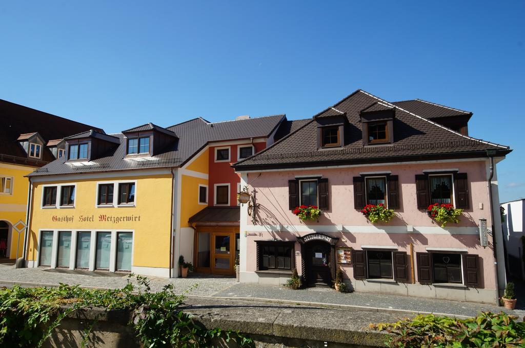 Gasthof Metzgerwirt レーゲンシュタウフ エクステリア 写真